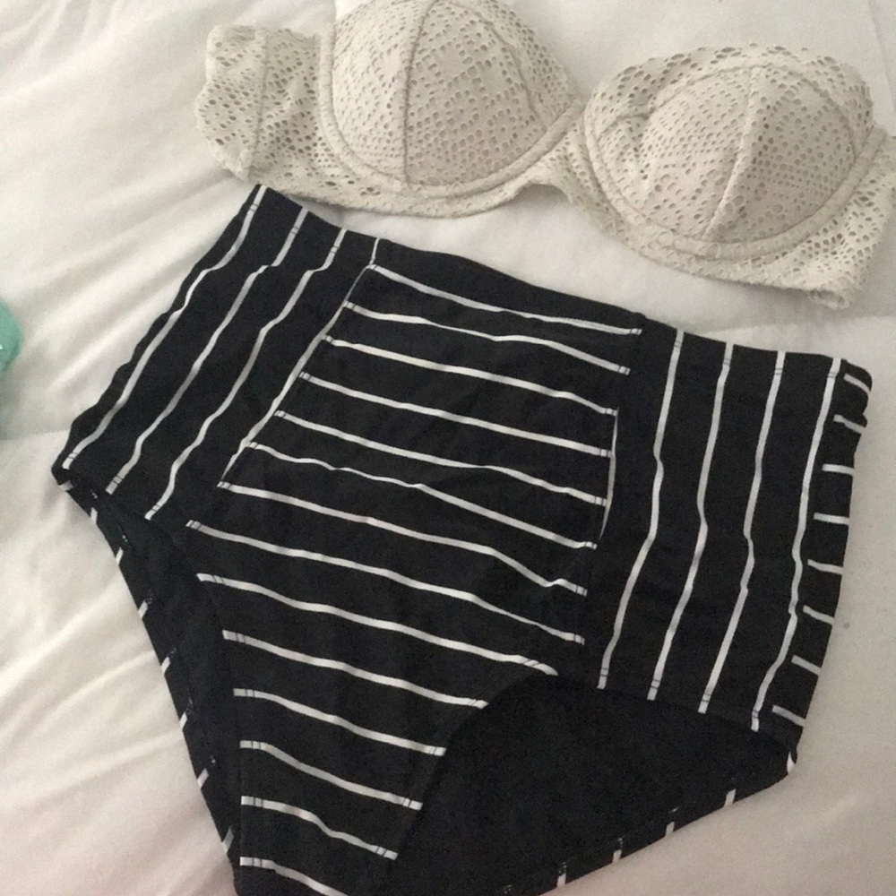 Swim suit